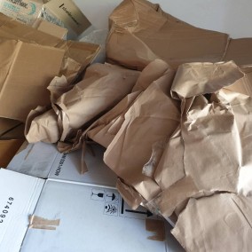 กระดาษ และ ลังกระดาษเก่า