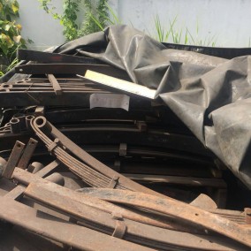 แหนบสิบล้อ