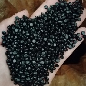 ขายส่งเม็ดสีมาสเตอร์แบทช์ PP/PE พร้อมส่งหลายตัน